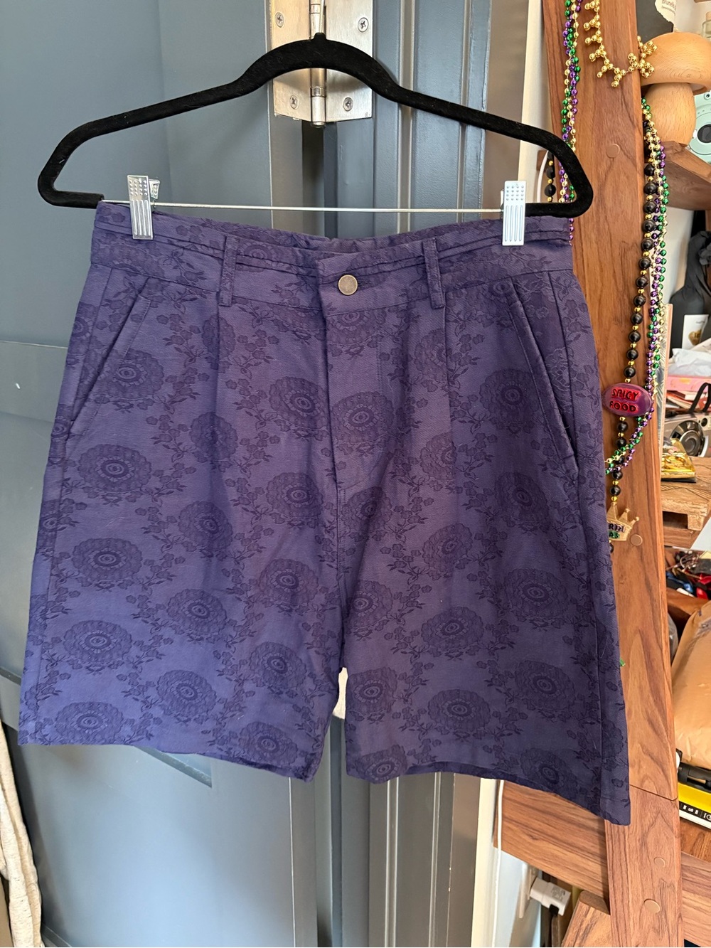 Descendant of Thieves Men's Navy Floral-Pattern Shorts